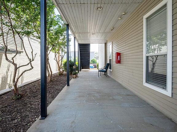4th image of 816 North St APT 22