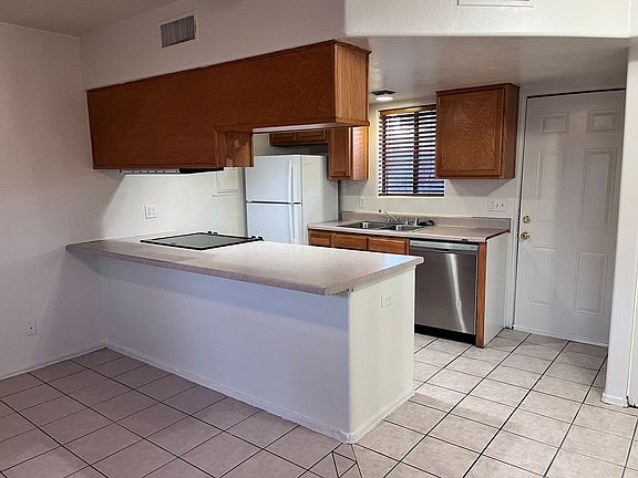 4th image of 1717 E Glenn St #Hi1717-6101