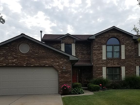 2nd image of 35 Lemans Dr