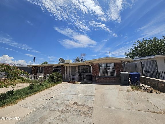 2nd image of 304 Petty Ln