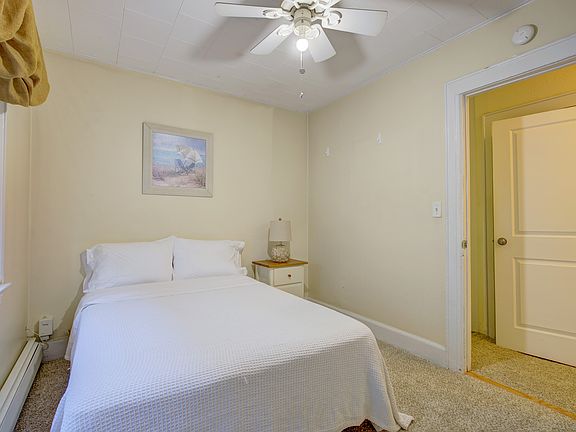 5th image of 45 Kentucky St Floor 1