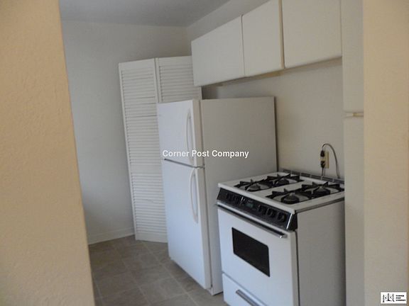 4th image of 210 Montclaire Dr SE APT 4
