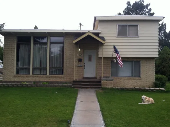 194 Dewey St, Blackfoot, ID 83221