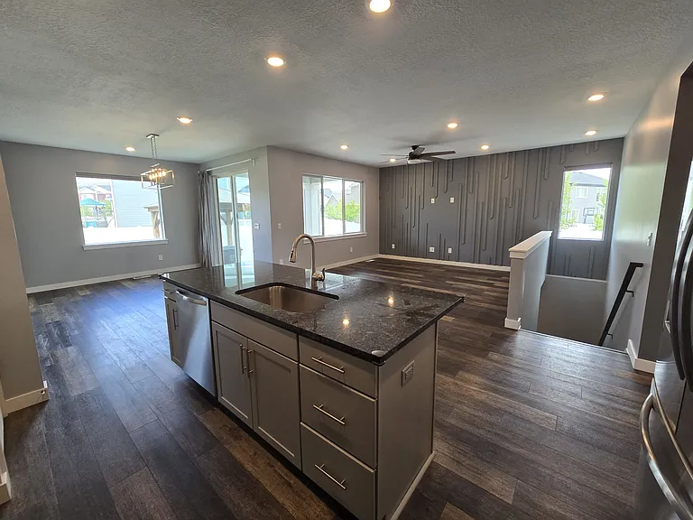 194 W Sugarbowl Cir — Photo 19