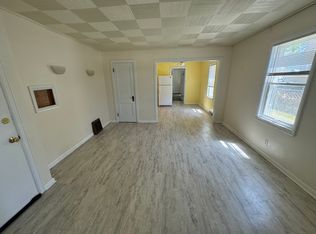 410 N 4th St, Dekalb, IL 60115