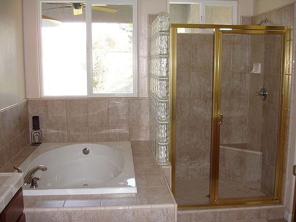Relax and Enjoy in this LARGE Bubble Tub