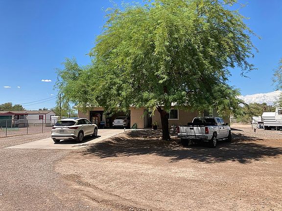 3rd image of 7071 S Martin Dr