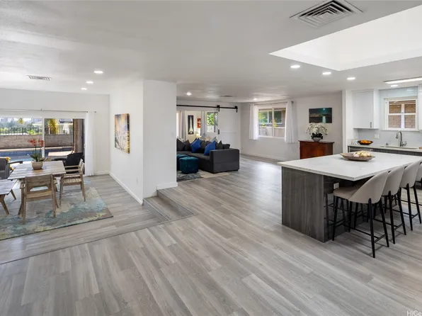 1490 Ala Leleu St, Honolulu, HI 96818