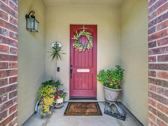 2nd image of 2101 Promenade Dr