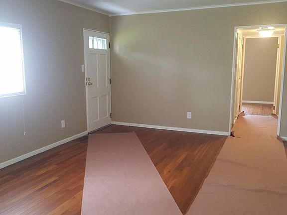 2nd image of 2202 Bryant St