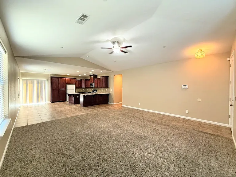 4014 Cinnabar Ave — Photo 3