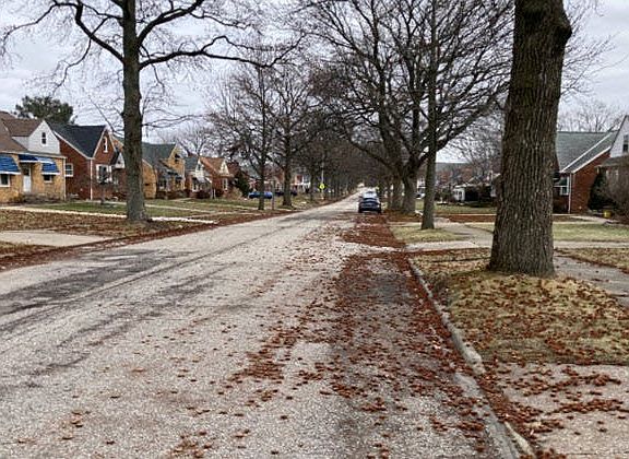4th image of 14728 Harley Ave