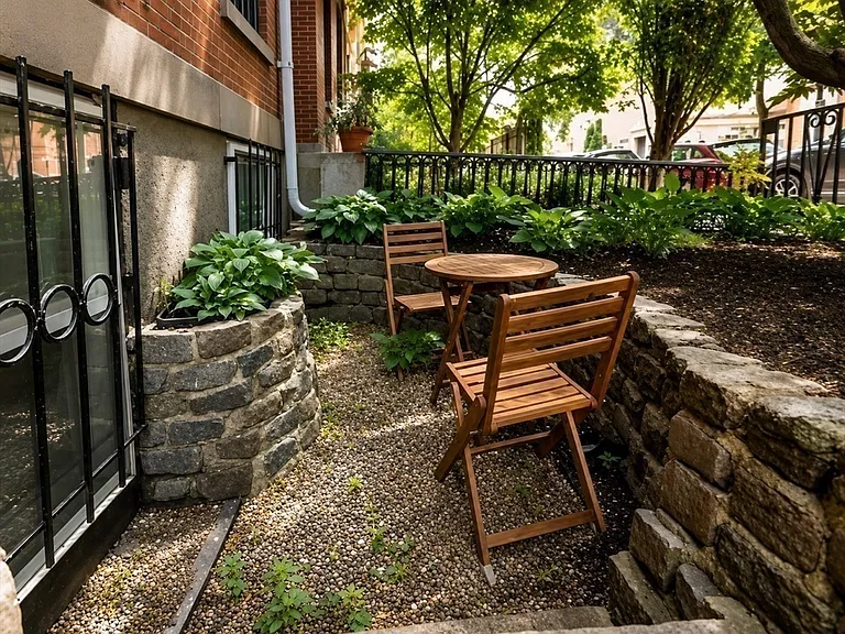 63 Rutland St #1 — Photo 2