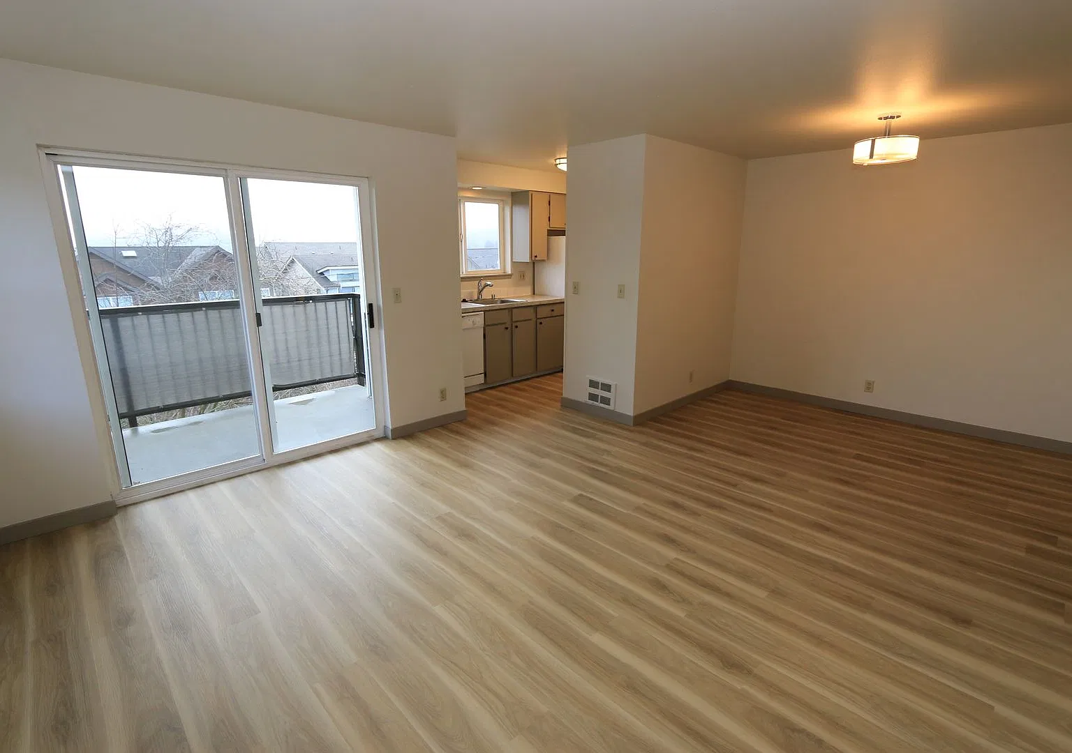 2626 Apartments — Photo 3
