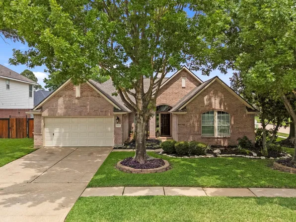 15834 Red Hill Trl, Houston, TX 77095