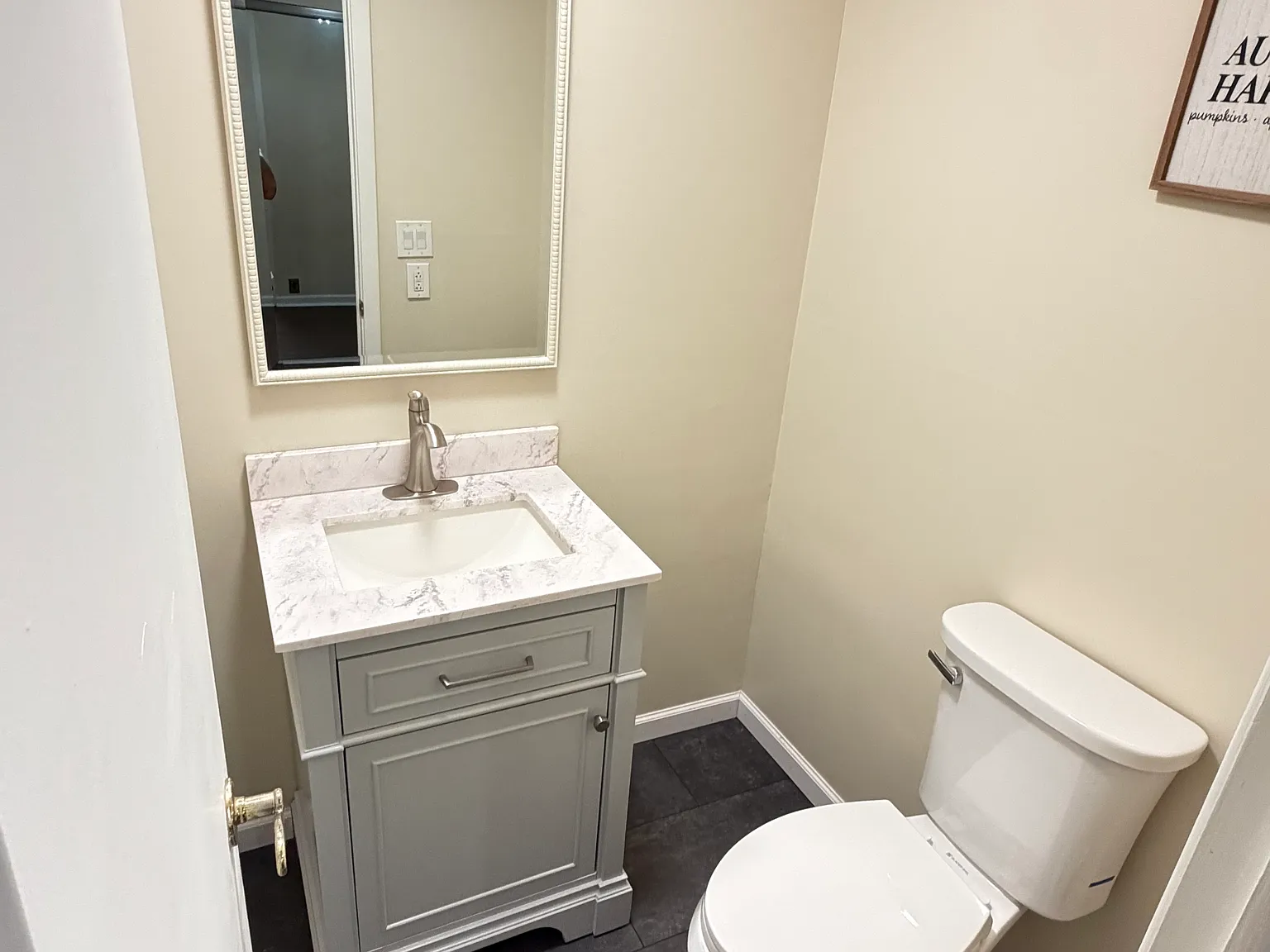 3 bed, 1320 sqft, $2,300 — Photo 4