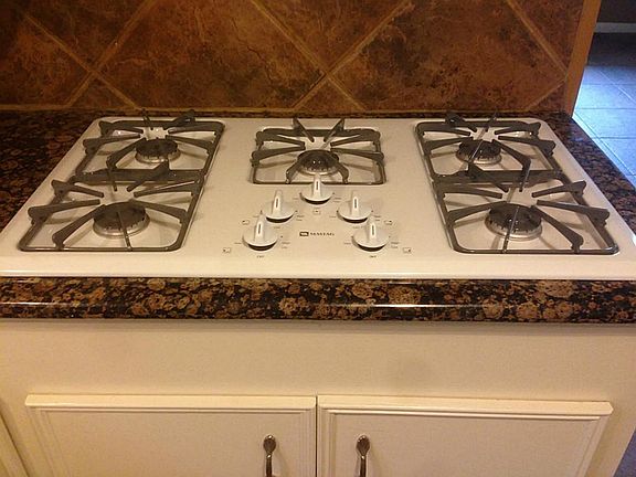 NEWLY INSTALLED 5 BURNER STOVES