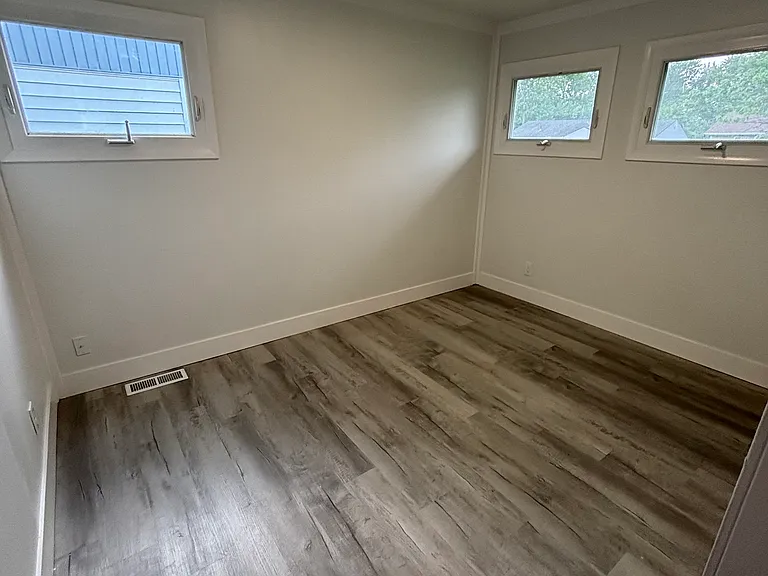4228 Thompson Dr — Photo 9