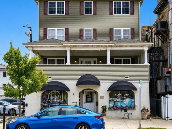 841 Central Ave #B, Ocean City, NJ 08226