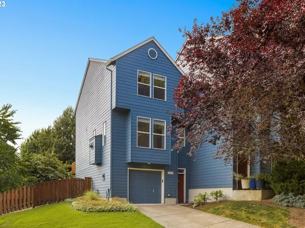 15530 SW Peridot Way, Beaverton, OR 97007