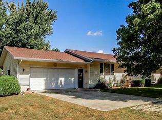 118 E High St, Conrad, IA 50621