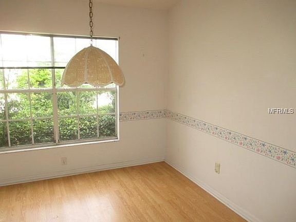 5th image of 5410 Zinnia St