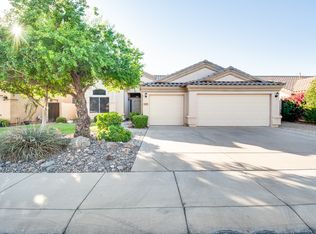 1092 W Wildhorse Dr, Chandler, AZ 85286
