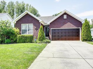 11206 Woodridge Lake Way, Louisville, KY