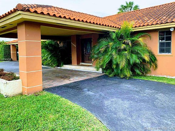 5th image of 11980 SW 112th Avenue Cir