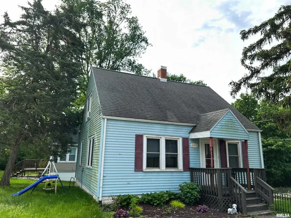 240 S Main St, Creve Coeur, IL 61610