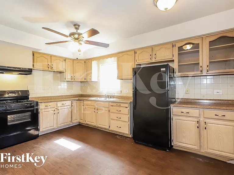 6204 S Kildare Ave #1 — Photo 5