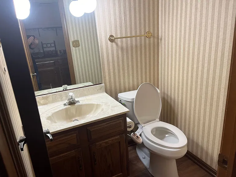 2259 Augusta Ct — Photo 16