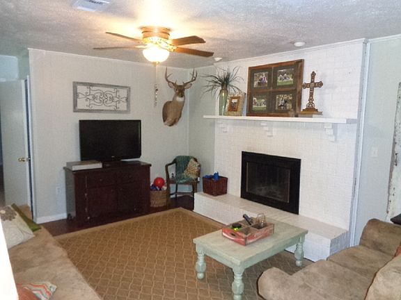 2nd image of 607 Parkway Dr