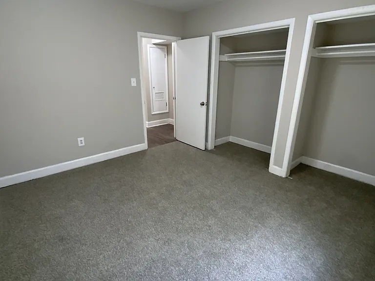 Cloverdale Estates — Photo 17