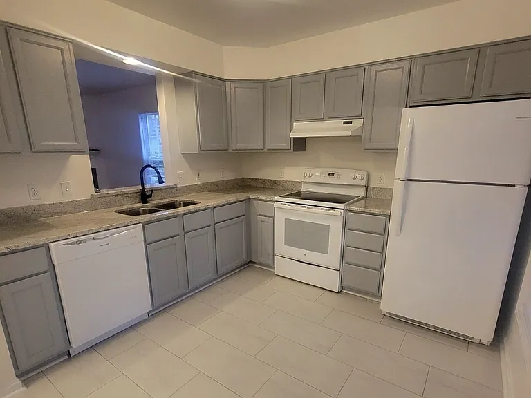 4111 Saint James Church Rd — Photo 4
