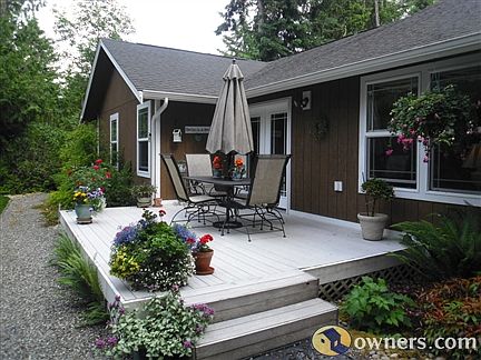 12 x 16 ' deck in private, quiet back yard.