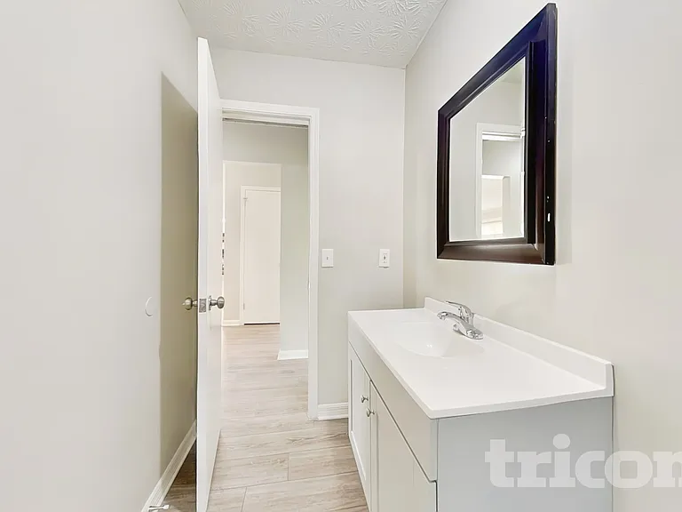 671 Custer Cir — Photo 13