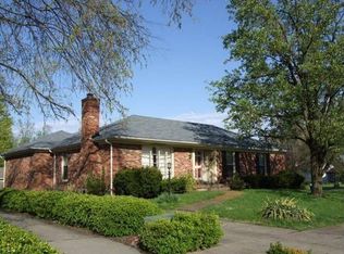 711 Stivers Rd, Woodlawn Park, KY 40207