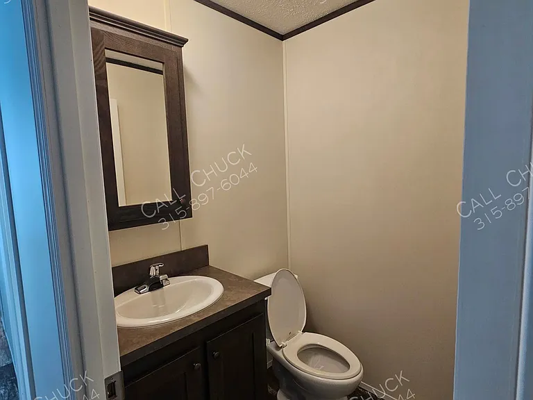401 Peck Rd #13 — Photo 6