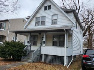 335 Ardmore Dr, Ferndale, MI 48220