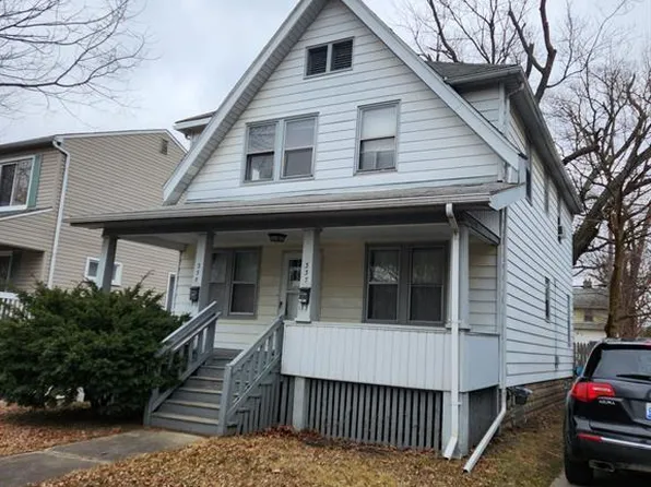 335 Ardmore Dr, Ferndale, MI 48220