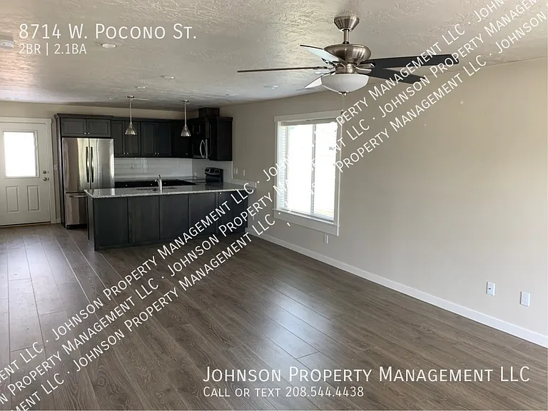 8714 W Pocono Ln — Photo 5