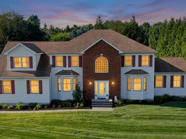29 Duke Drive, Carmel, NY 10512