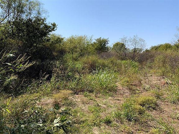 3rd image of 17435 Fm 1816 Lot 1