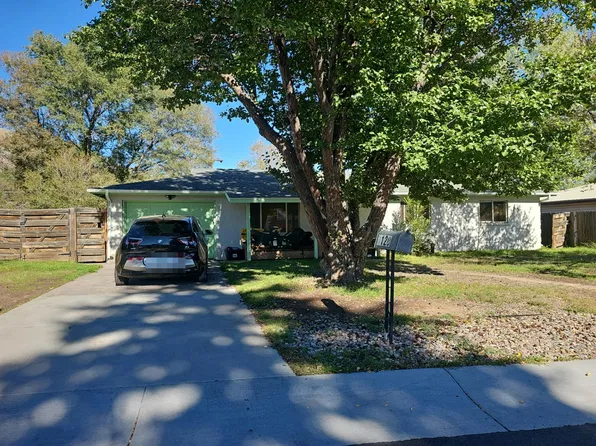 3120 N Grandview Dr, Flagstaff, AZ 86004
