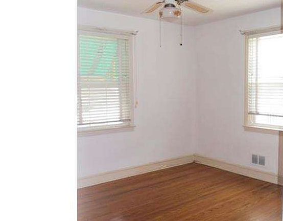 5th image of 610 W Gardner Ave