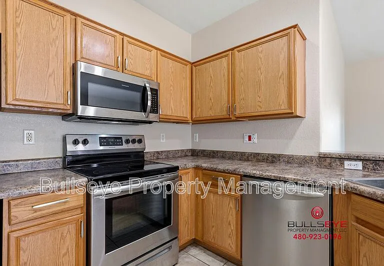 3736 E Woodside Way — Photo 11