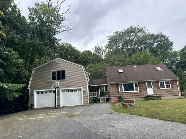 13 Pecker Ln, Groveland, MA 01834