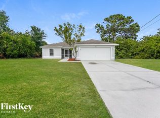 532 Sunset Rd N, Rotonda West, FL 33947