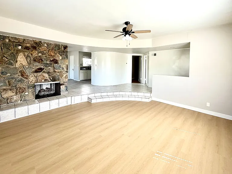 4736 W 118th St — Photo 5